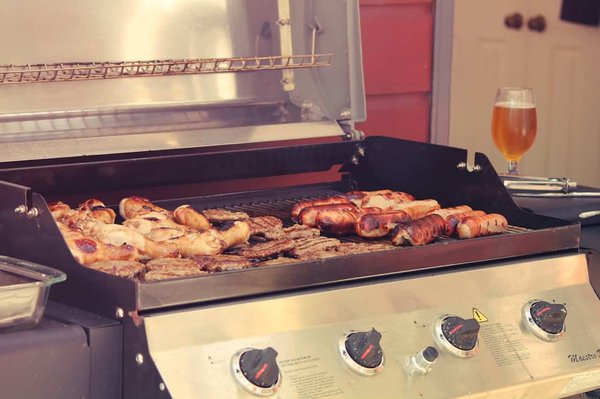 Comment choisir un grille-viande avec thermostat réglable pour des cuissons précises ?