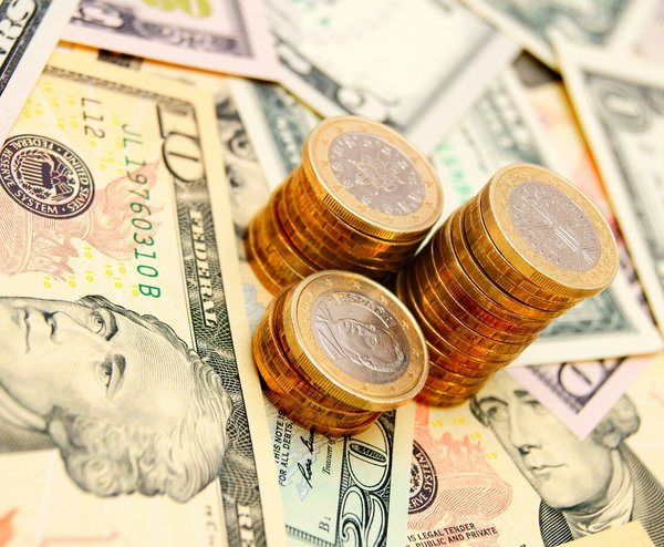 Comment préparer des rouleaux de printemps frais avec une sauce aux cacahuètes maison?